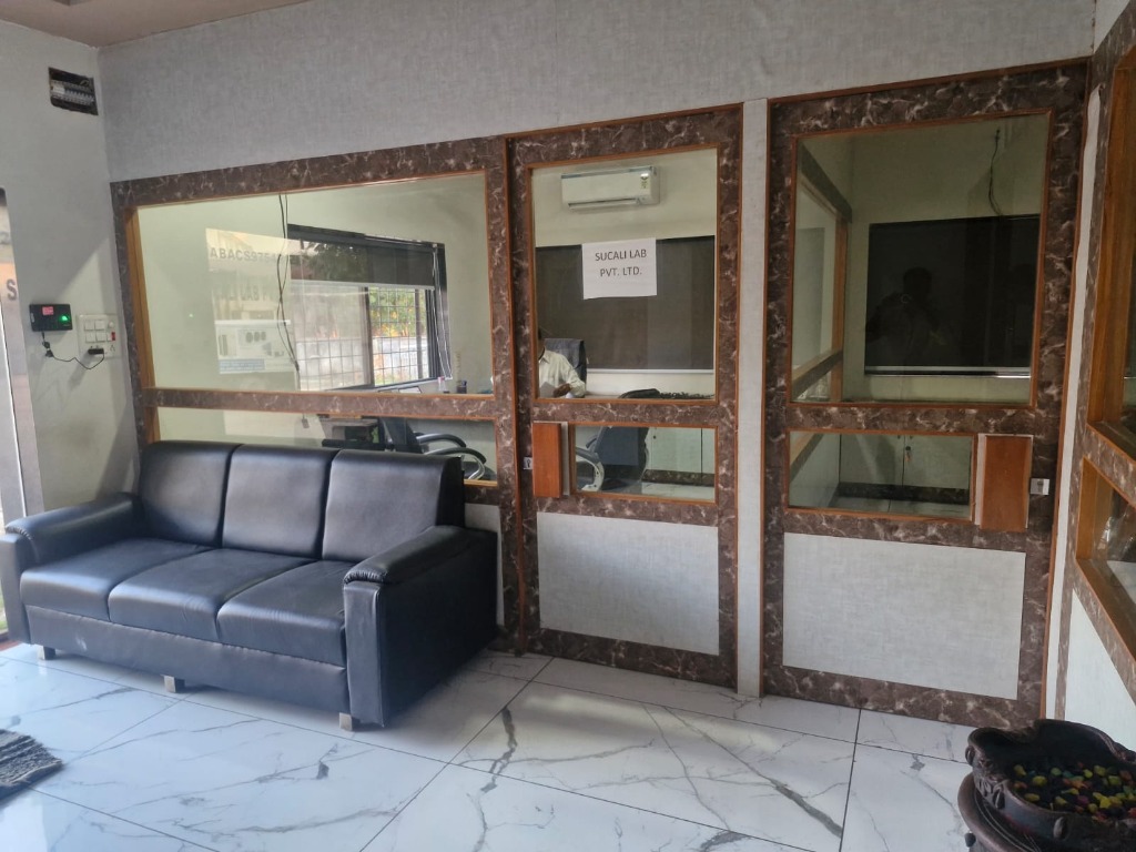 Client Waiting Lounge & Meeting Area